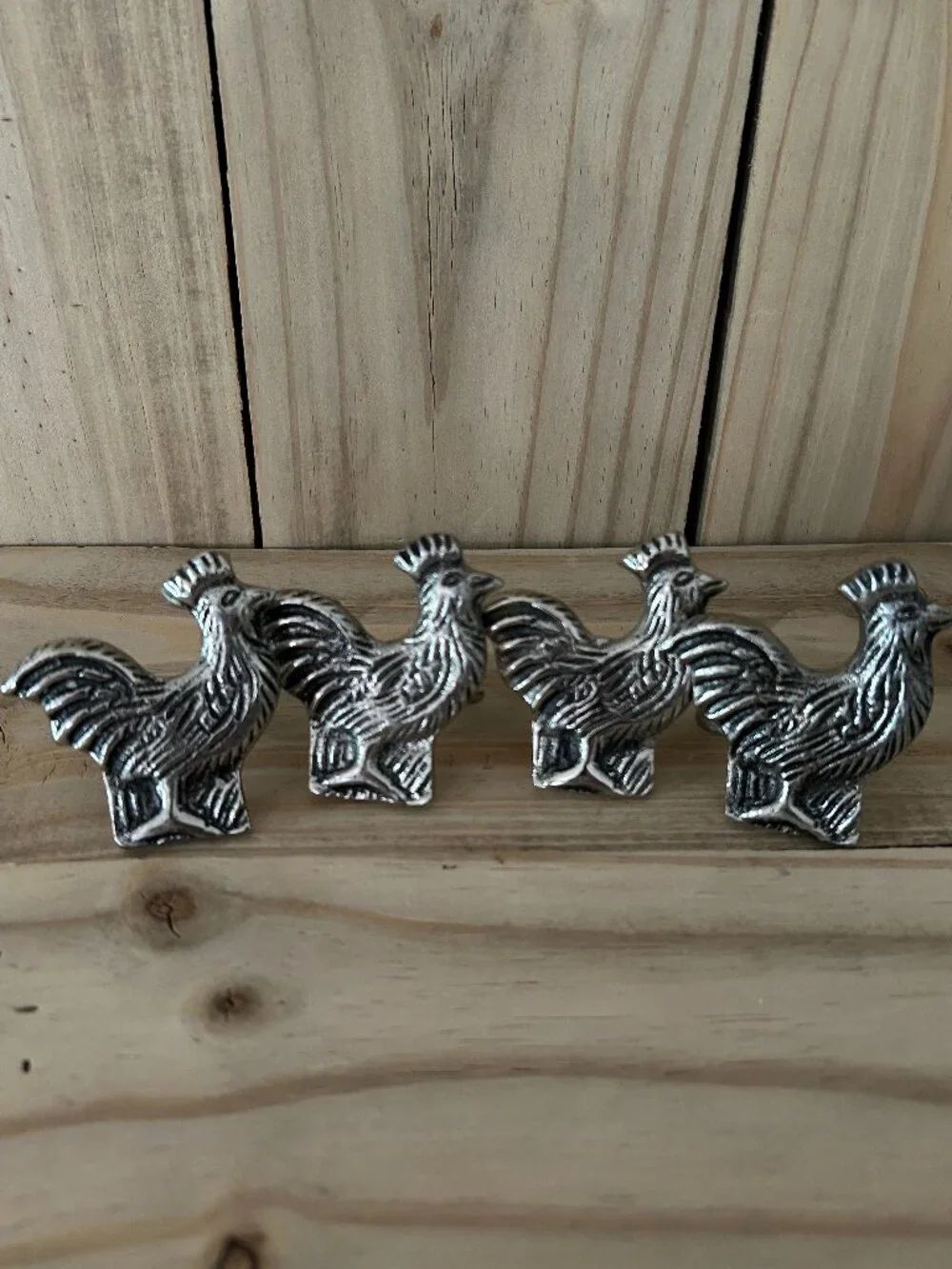 Set of 4 Metal Farmhouse Rooster Napkin Rings Holders